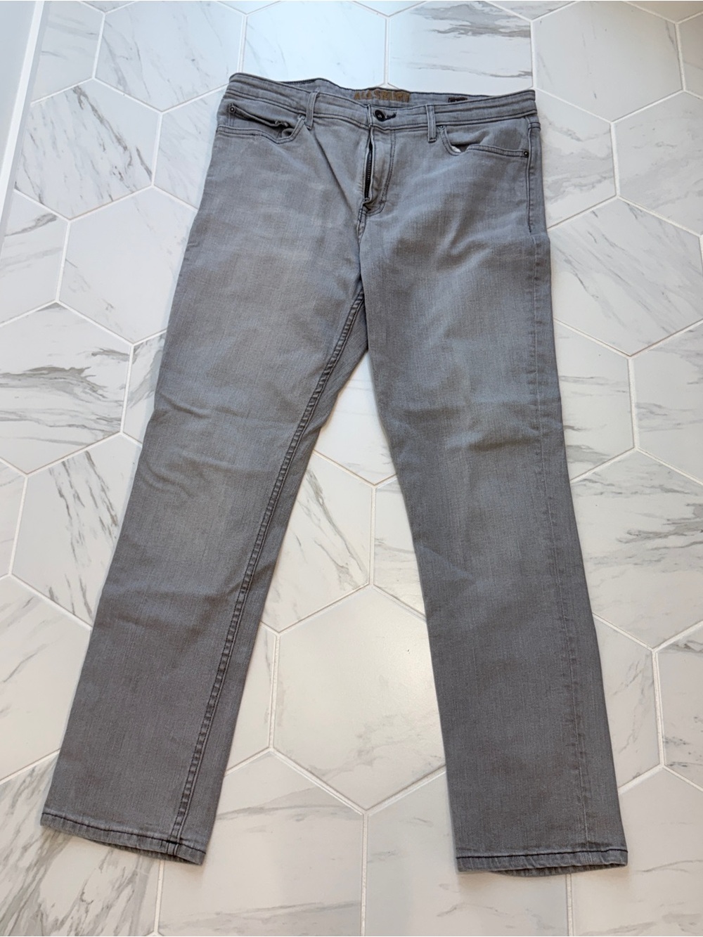Slim Fit Men’s Jeans in Grey